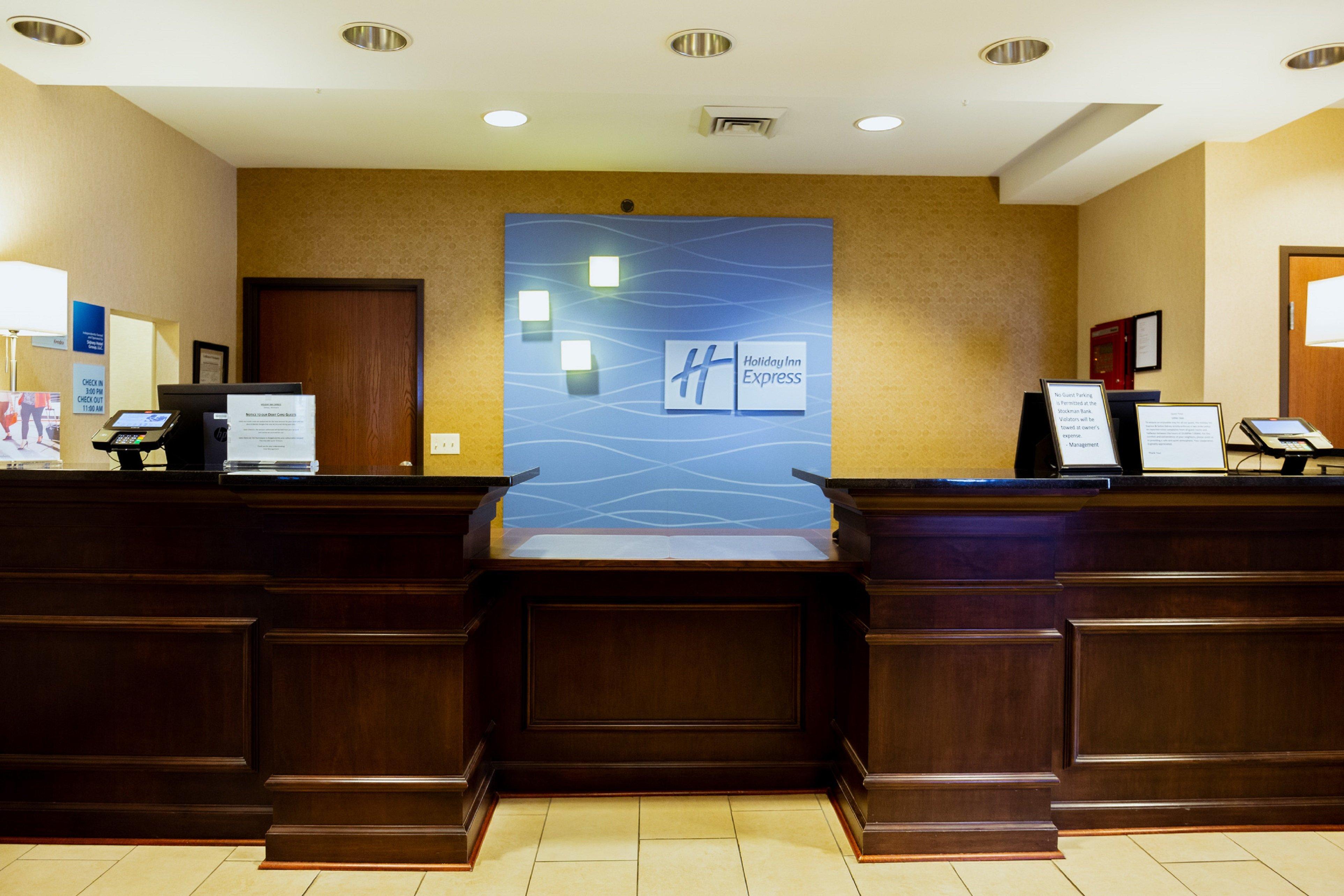 Holiday Inn Express & Suites Sidney By Ihg Exterior photo
